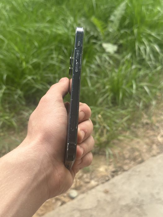 Iphone 12 64gb sotiladi