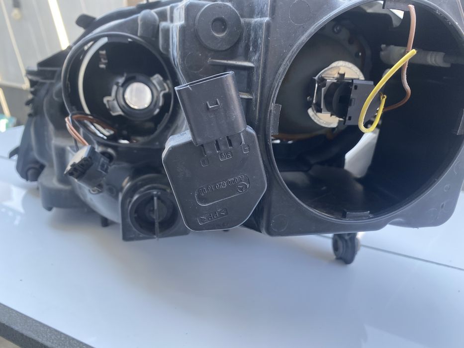 Фар за Мерцедес МЛ 164