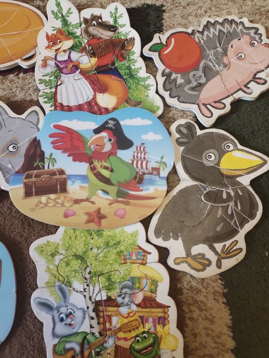 Продам пазлы для малышей