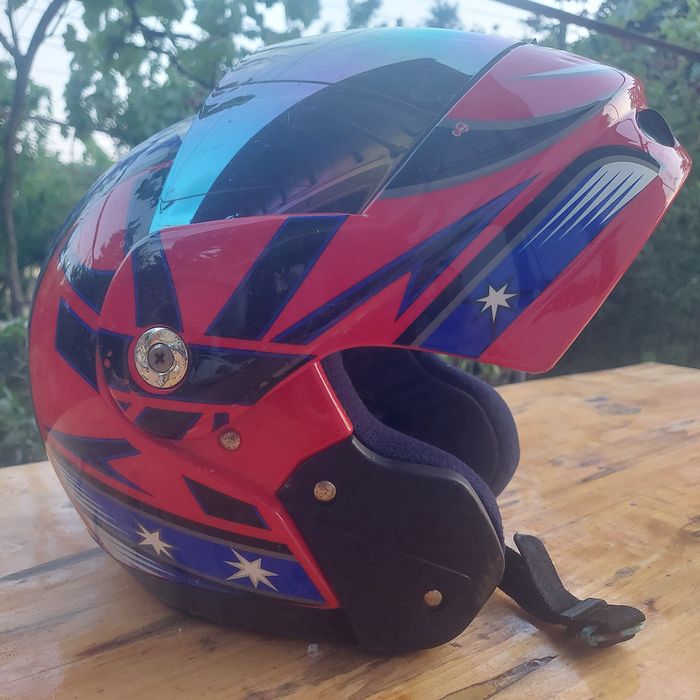 Мото каска,каска