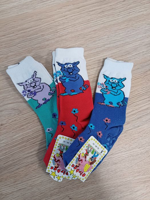 Детски едноцветни чорапи