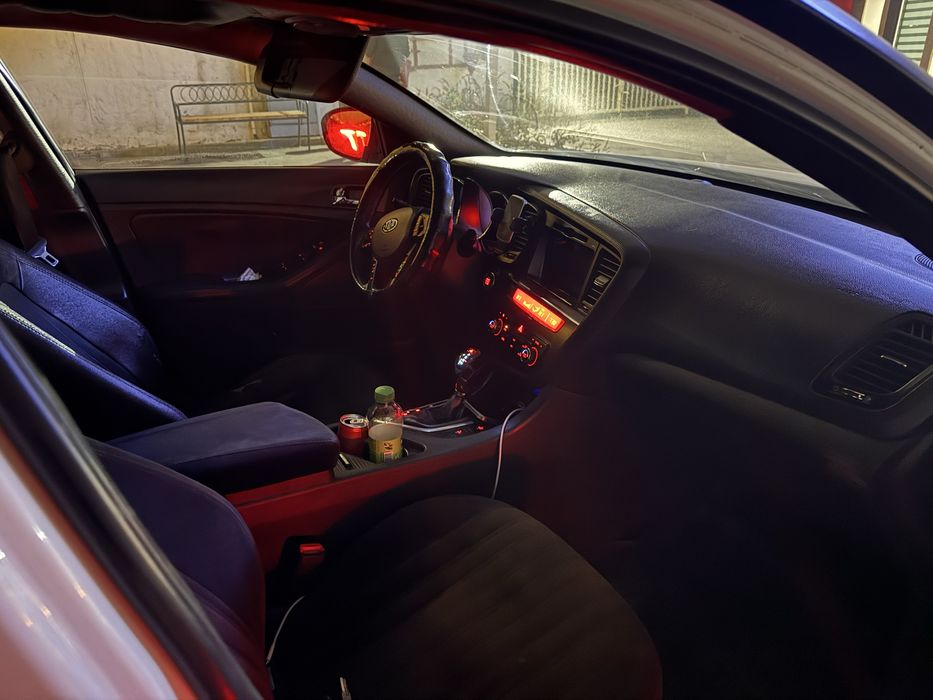 Kia K5 2011 года