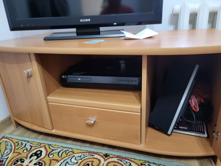 Подтелевизор тумба