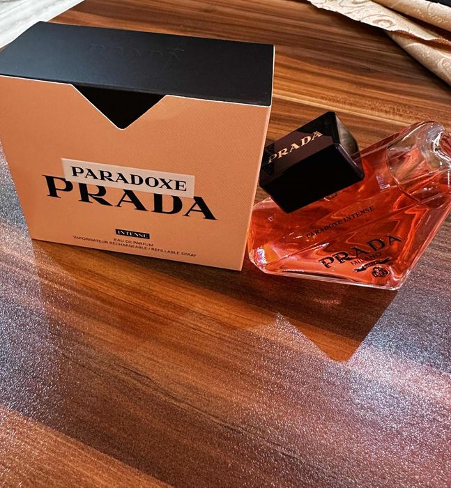 Дамски Парфюм Prada Paradoxe intense