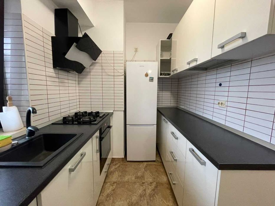De închiriat garsonieră / studio – zona Obor