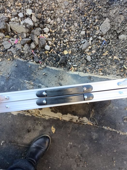 Продам походныи стол новыи