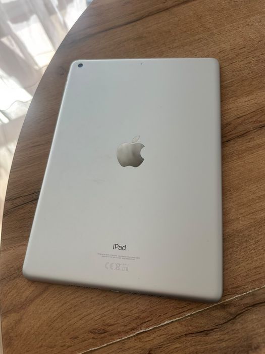 Ipad 9 поколения, 64 Gb, стилус, в идеале