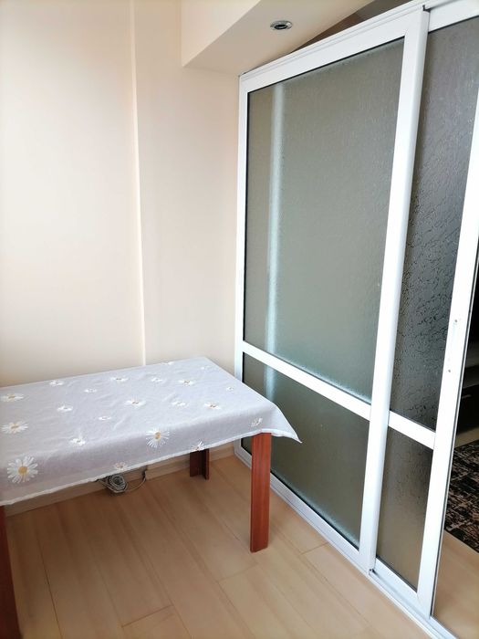 Отличен, 2-стаен апартамент под наем.