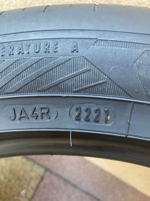 Set 2 anvelope 215 50 18 GoodYear cauciucuri vara