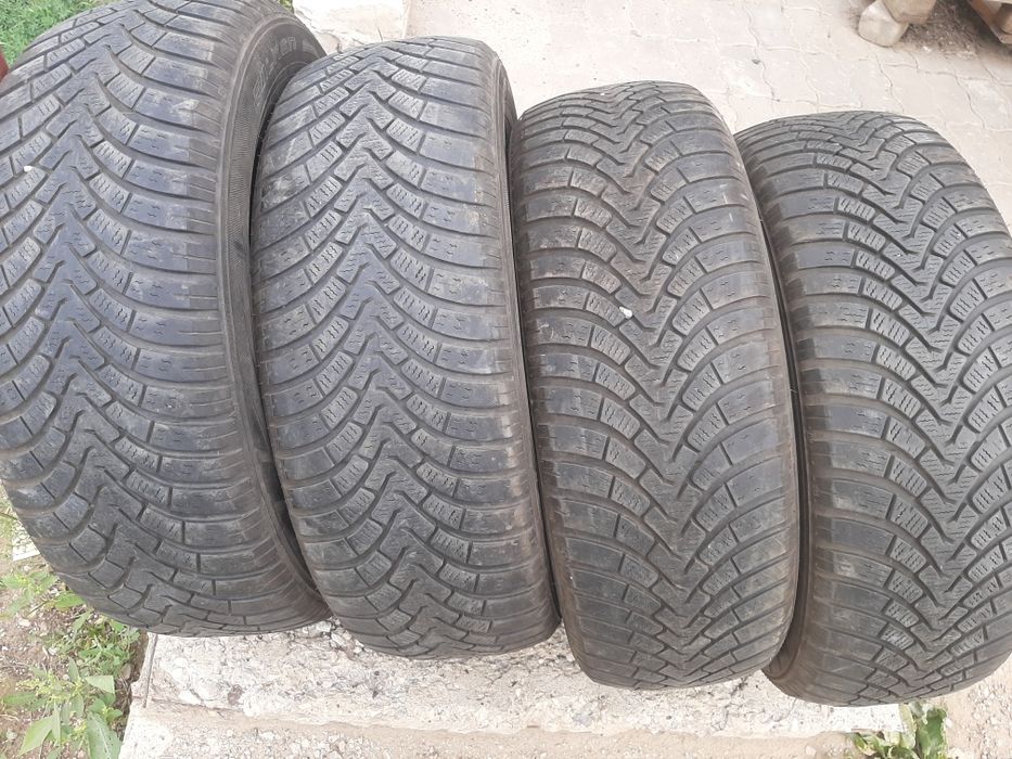 Продам шины 225/60/18 фалькер