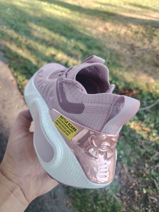 UNDER ARMOUR hovr phantom 4 femei Nr 37.5