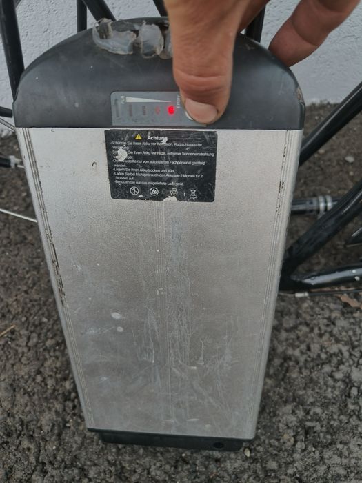 Bicicleta electrica 28 roata 36v