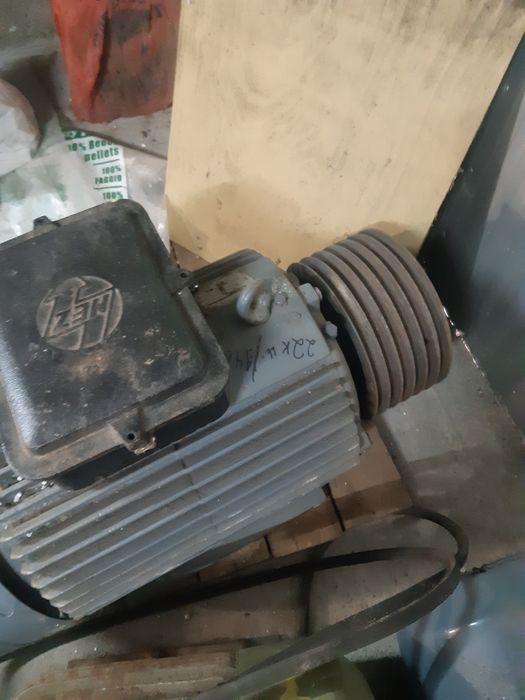 Електромотори и редуктори