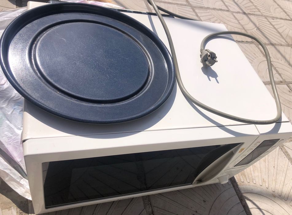 Микровълнова комбинирана фурна  Самсунг