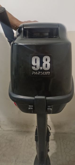 Продам лодочный мотор parsun 9.8