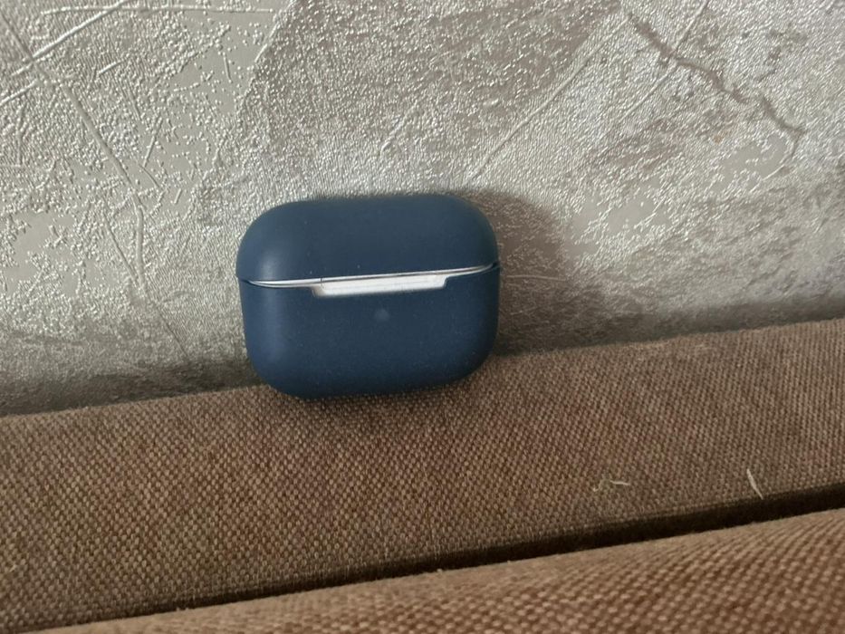 Продам айрподсы оригинал