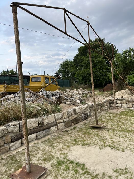 Метална конструкция навес хале/ферми,колони,столици,покривна ламарина/