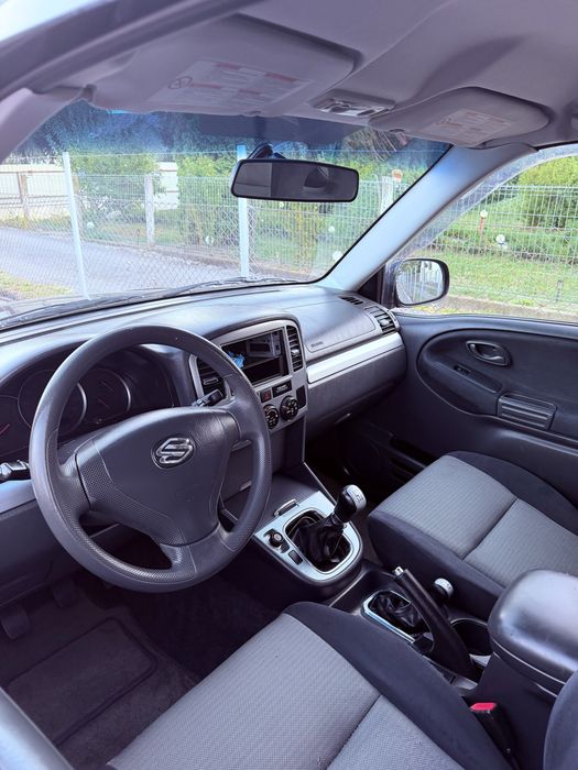 Suzuki Grand Vitara 1.6i 16V 4x4 Mic\Mare