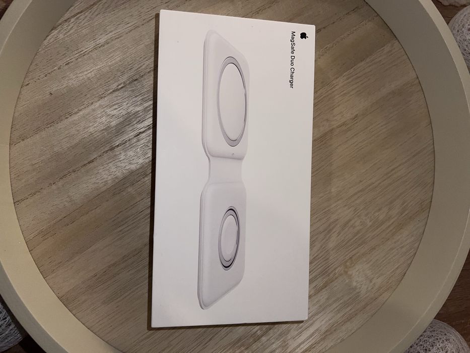 Incarcator MagSafe Duo Apple