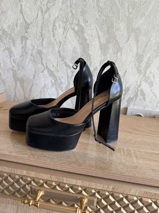 Туфли женские Sangdarosse размер 37-39