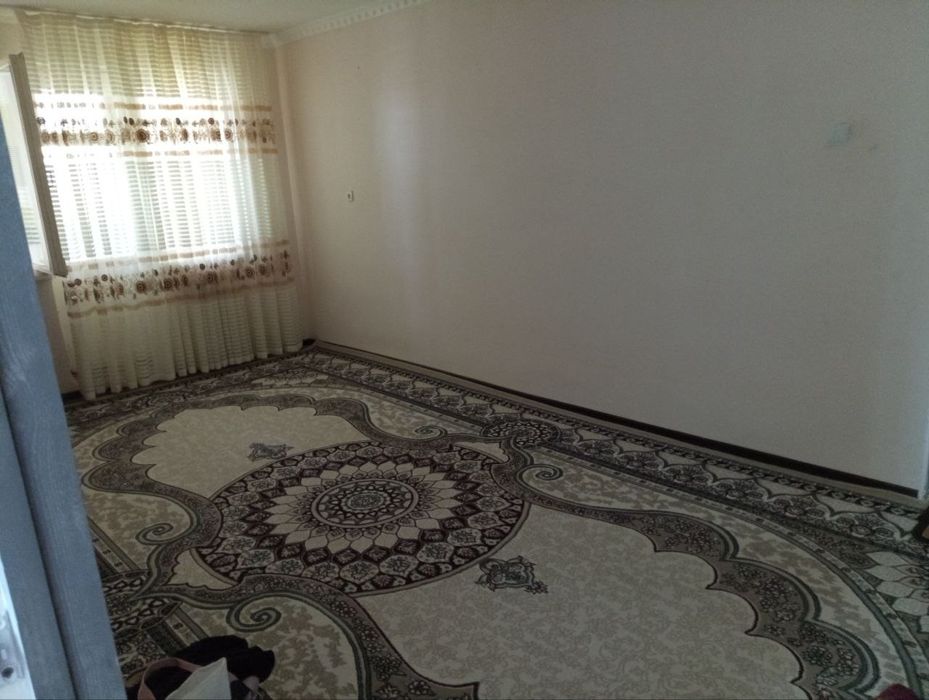 Чирчикда 2 хонали уй сотилади