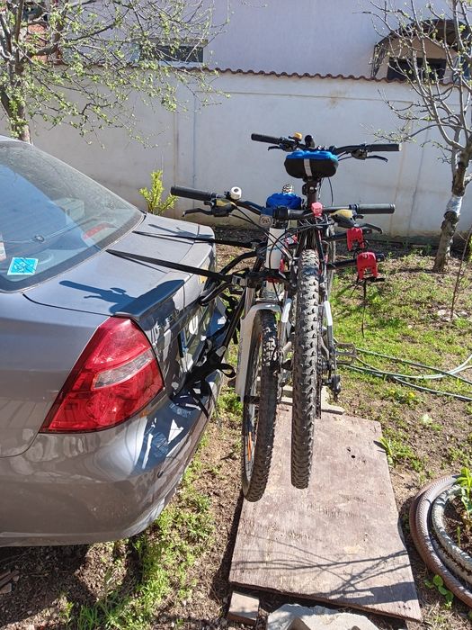 Suport biciclete pentru autoturisme