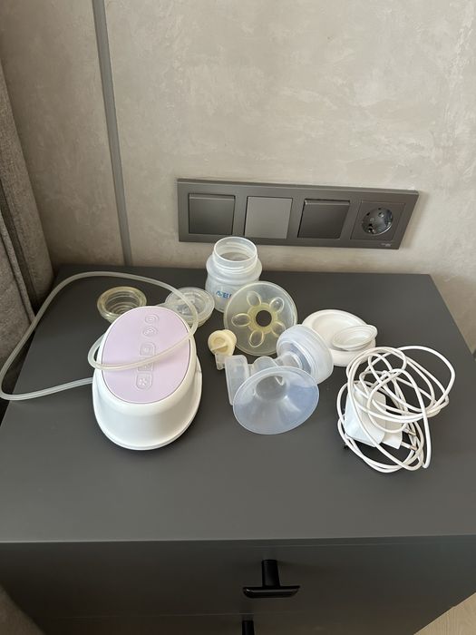 Электронный молокоотсос Avent
