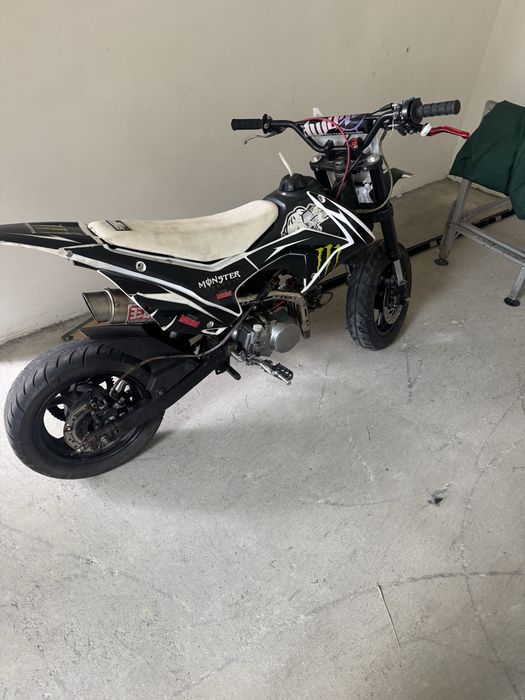 Cross stomp 140cc super moto