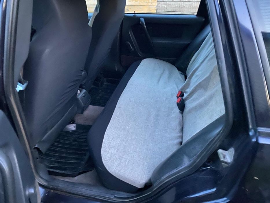 Продам машину Volvo 440