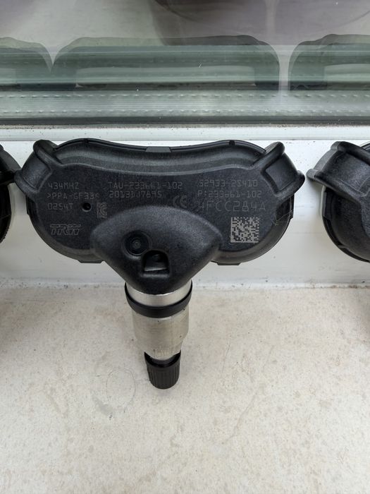 Оригинални TPMS датчици Hyundai/Kia TRW – 4 бр.