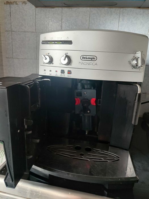 Продавам кафеавтомат Делонги