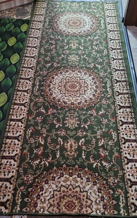 Продам ковровую дорожку