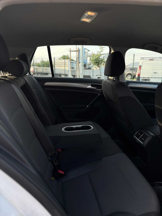 Продавам VW Golf 2.0TDI Automatic DSG