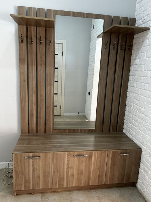 Шкаф для прихожей