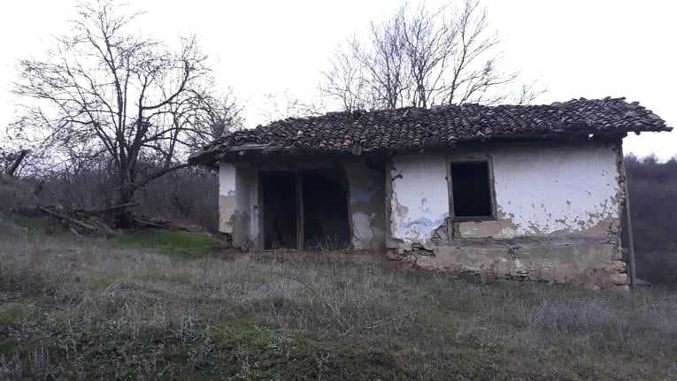 Къща в село  Попкралево