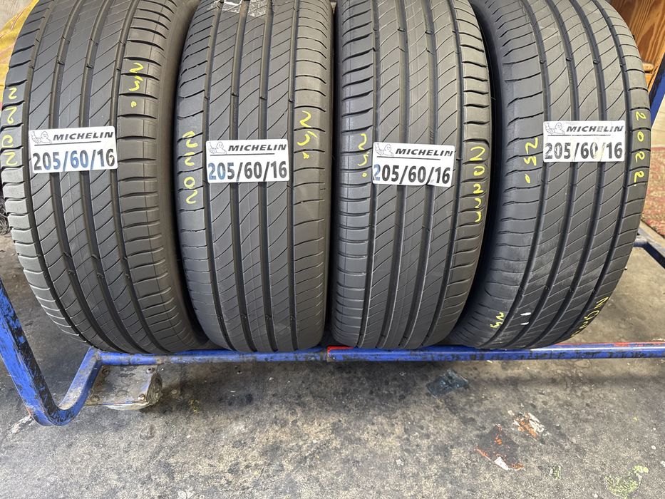 205/60/16 Michelin