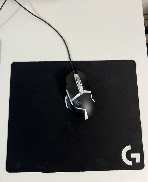 Mouse Pad Logitech G240