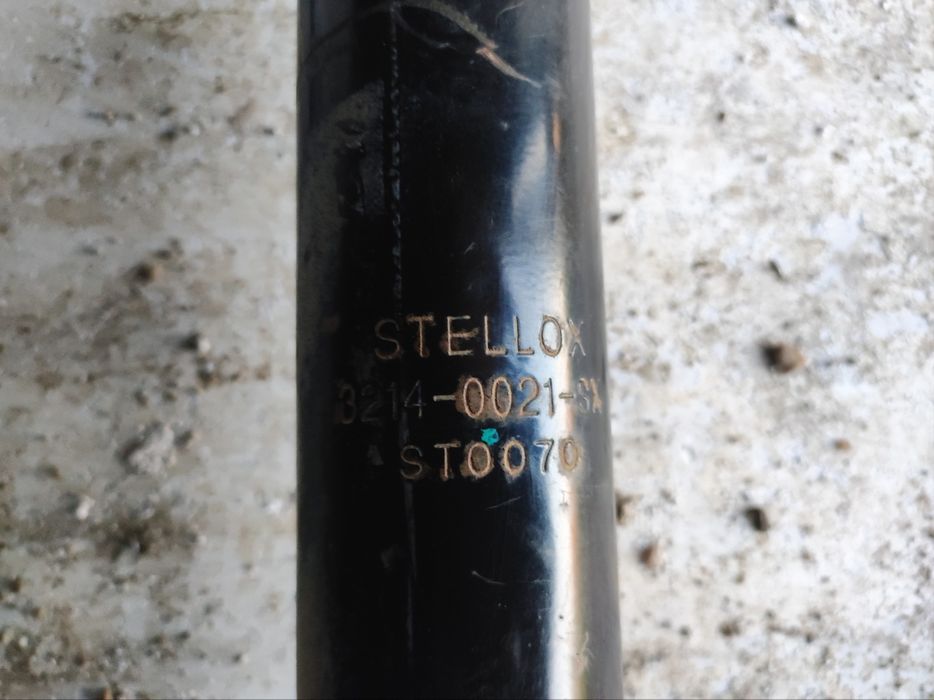 Задние амортизаторы BMW 5 серия E39