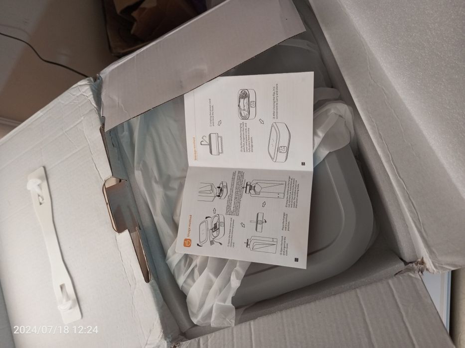 Kiyimni quritib hamda dazmollab beradigan apparat xitoyniki