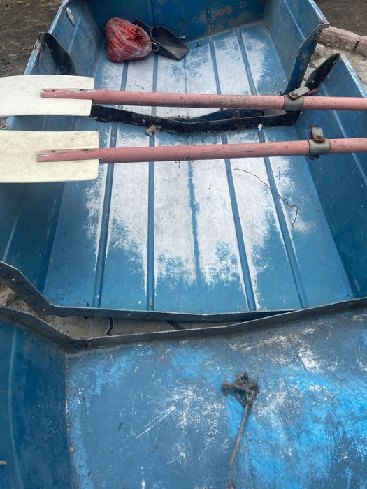 Продам лодку Малютку