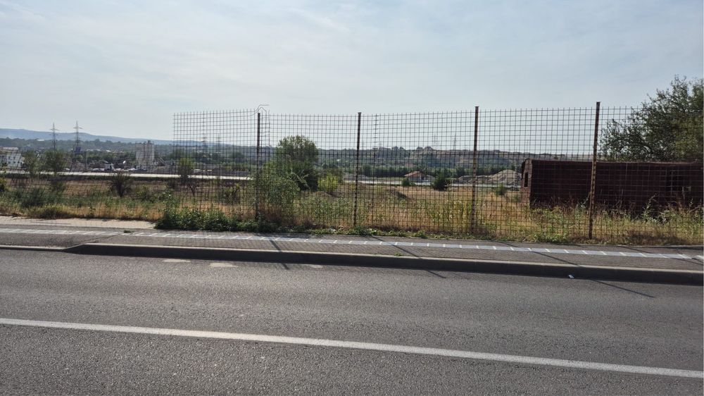 Spatii de inchiriere si vanzare