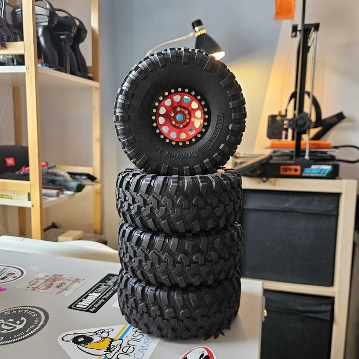 Cauciucuri cu jante de metal 2.2" cu beadlock pt Crawler 1/10 Traxxas