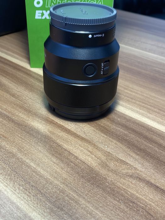 Obiectiv Sony SEL85F18 / FE 85 mm / F1.8 / Nou desigilat