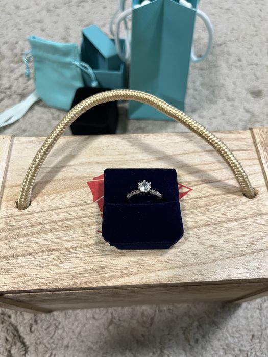 Inel elegant cu set de prezentare complet