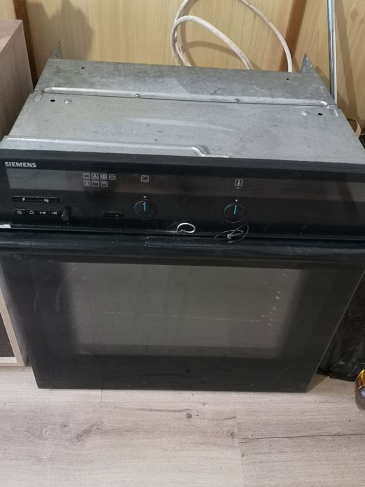 Фурна за вграждане Simens