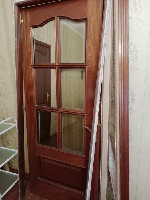 Отдам бесплатно дверь