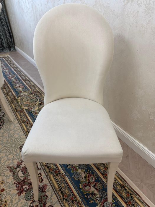 Стол стулья в комплекте