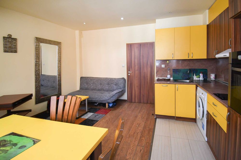 Дава се под наем Двустаен апартамент в София, Лозенец - 65 кв.м за 448.8 € - Снимка #1