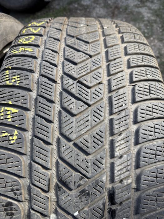 Anvelooe iarna pirelli 275/40/22 325/35/22