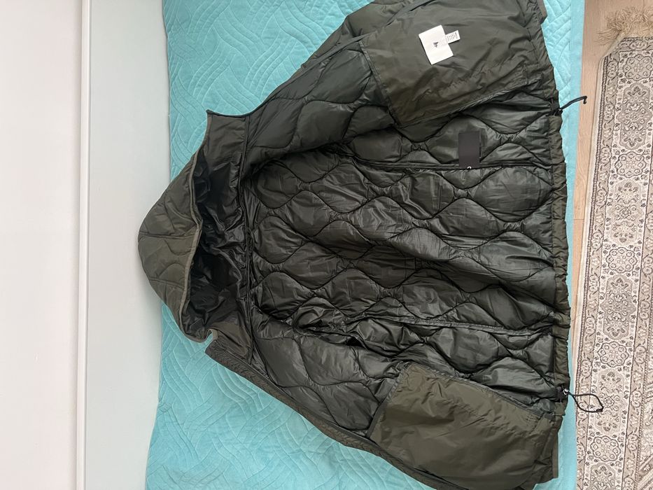 Куртки и ветровки